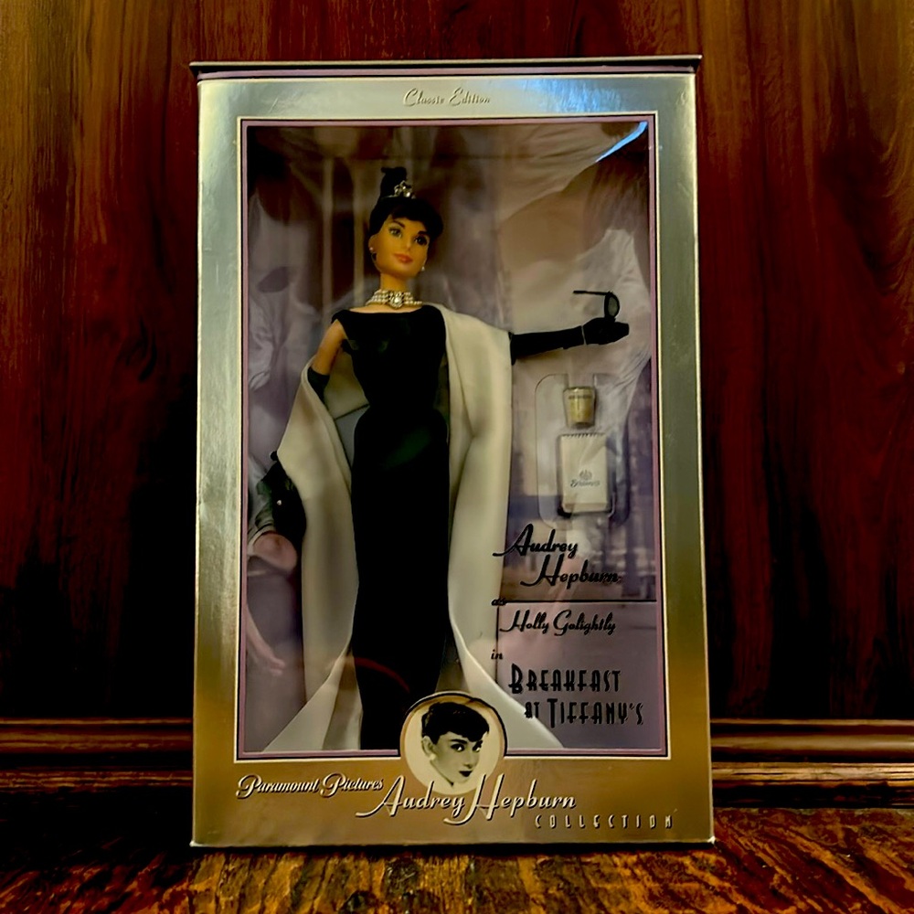Mattel Barbie 1998 Audrey Hepburn as Holly Golightly in Breakfast at Tiffany’s.